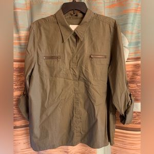 Liz Claiborne Olive Green Button Up | Long roll up sleeves Size XL